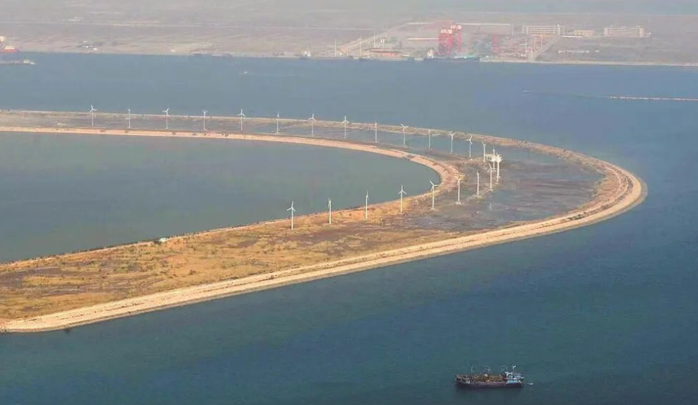 “蓝色三极”撑起海洋经济新脊梁